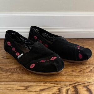 TOMS Southwestern Aztec Embroidered Suede Slip-On Shoes, Women’s 9